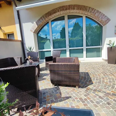Ca Centosa Artistic House Storica Ristrutturata Con Patio E Giardino Villa *